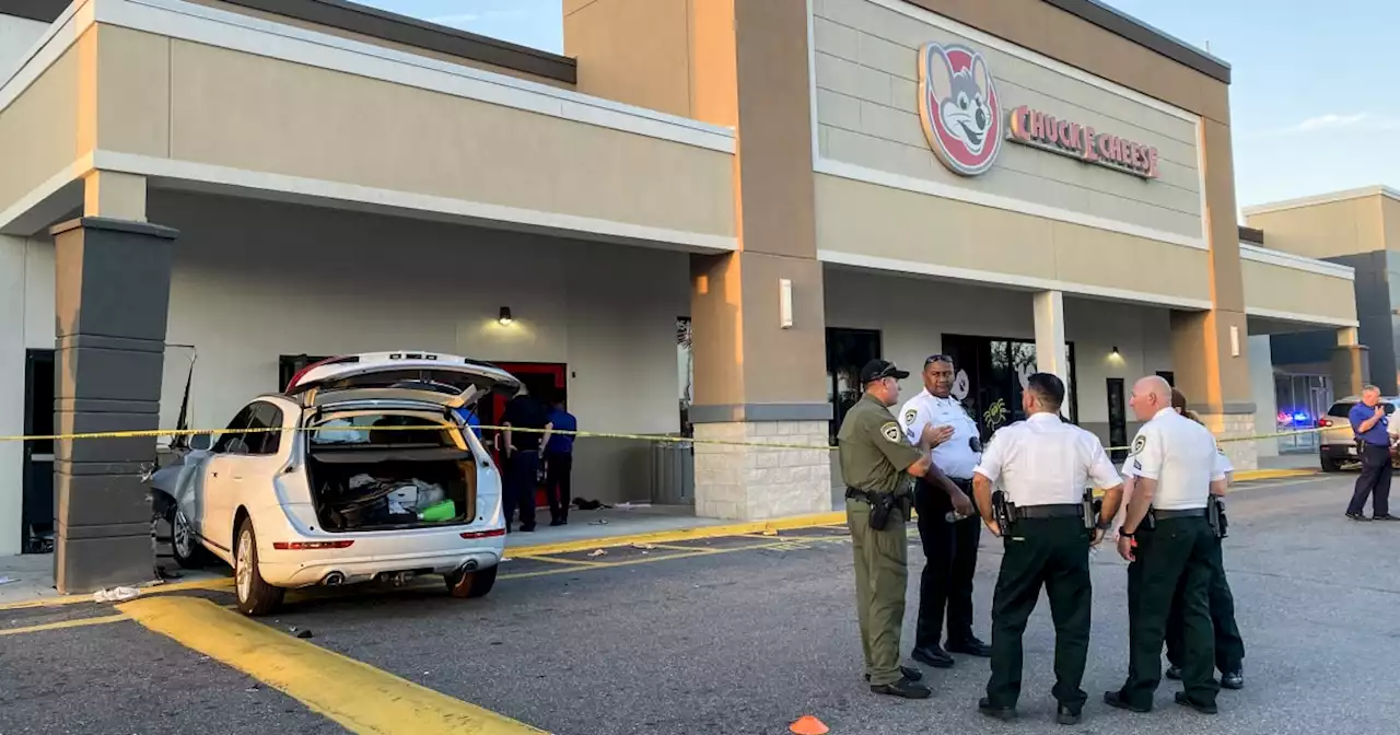 Shots fired in Chuck E. Cheese parking lot during altercation in Florida