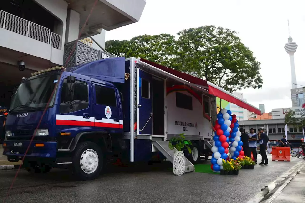 DBKL lancar surau bergerak - tampung 10 jemaah dalam satu masa, bekalan air wuduk 900 liter - paultan.org