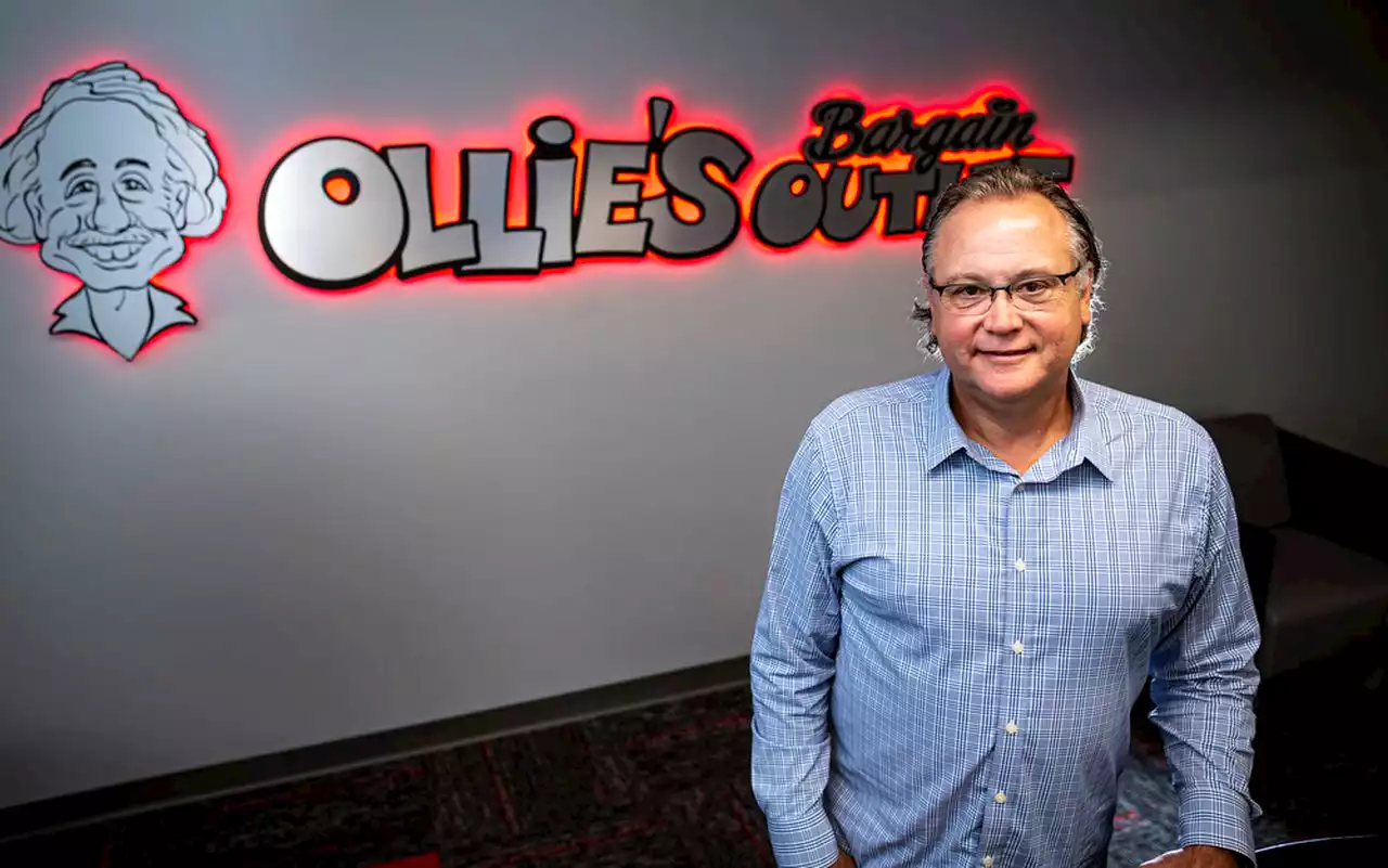 Ollie’s bargain-hunting shoppers push the Pa. retailer’s growth to 457 stores