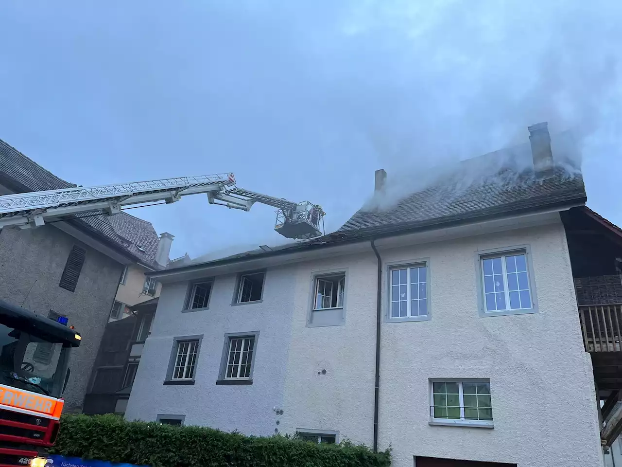 Diessenhofen TG: Brand in Dachwohnung ausgebroche – zwei Bewohner verletzt