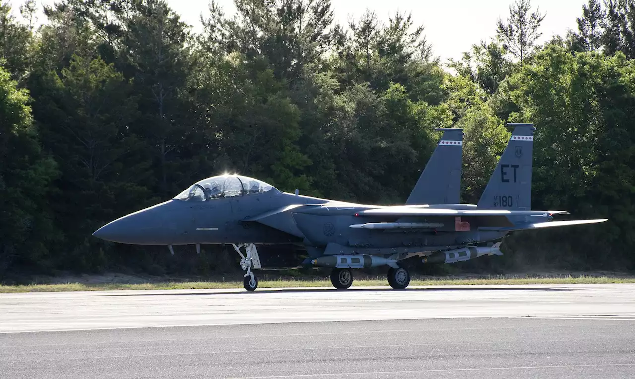 Watch the Air Force sink a ship very quickly