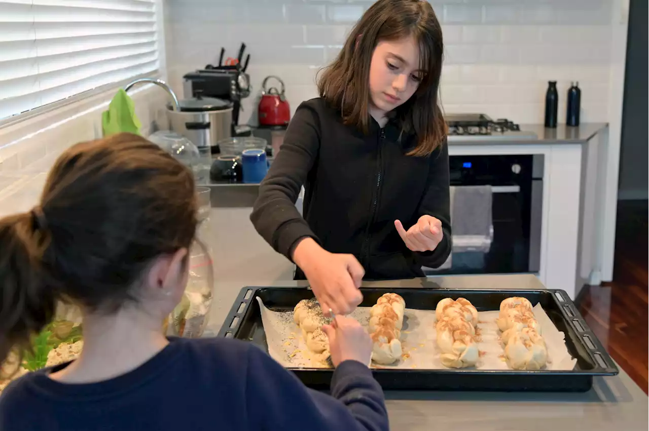 Historian: Cookbooks Play an Influential Role in How Jews Mark Rosh Hashana