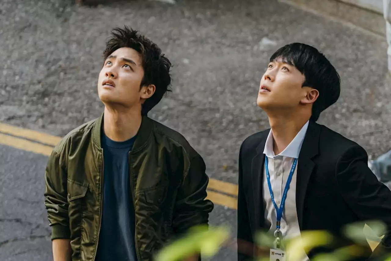 EXO’s D.O. And Yeon Jun Seok Reunite After 6 Years In New Drama “Bad Prosecutor”