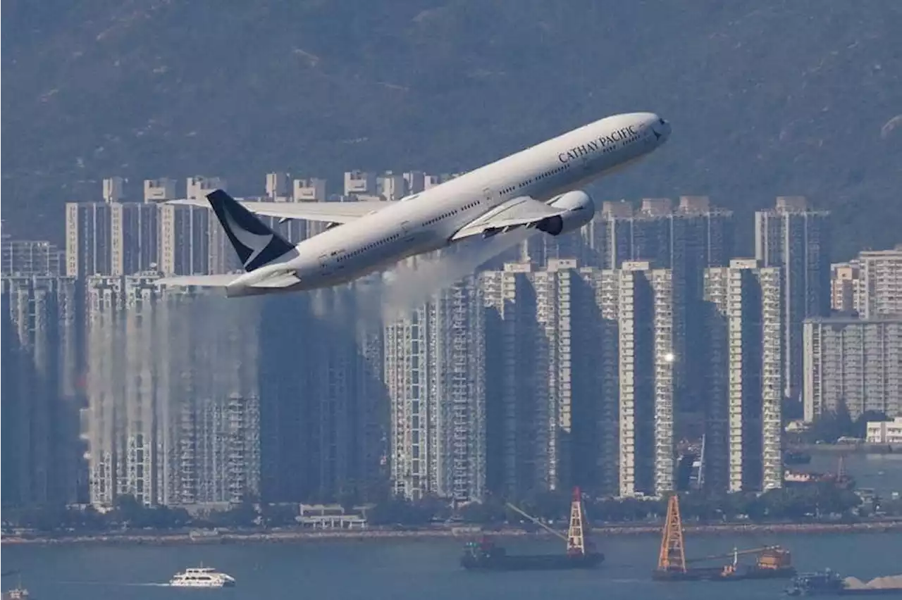 Flight bookings out of Hong Kong leap 400% on travel website