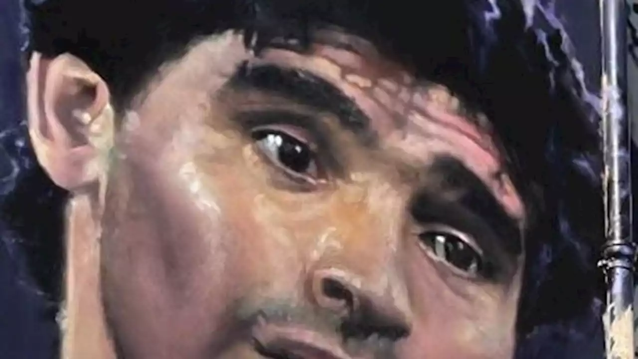 Italia: Un argentino inmortalizó a Diego Maradona en un mural en Pompeya