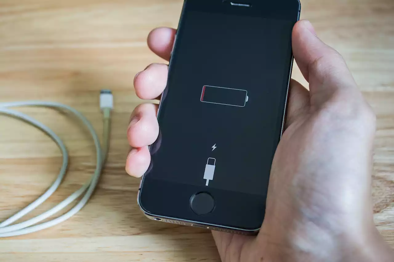 I'm an iPhone expert – here's an easy way to avoid 'battery killer' mistake