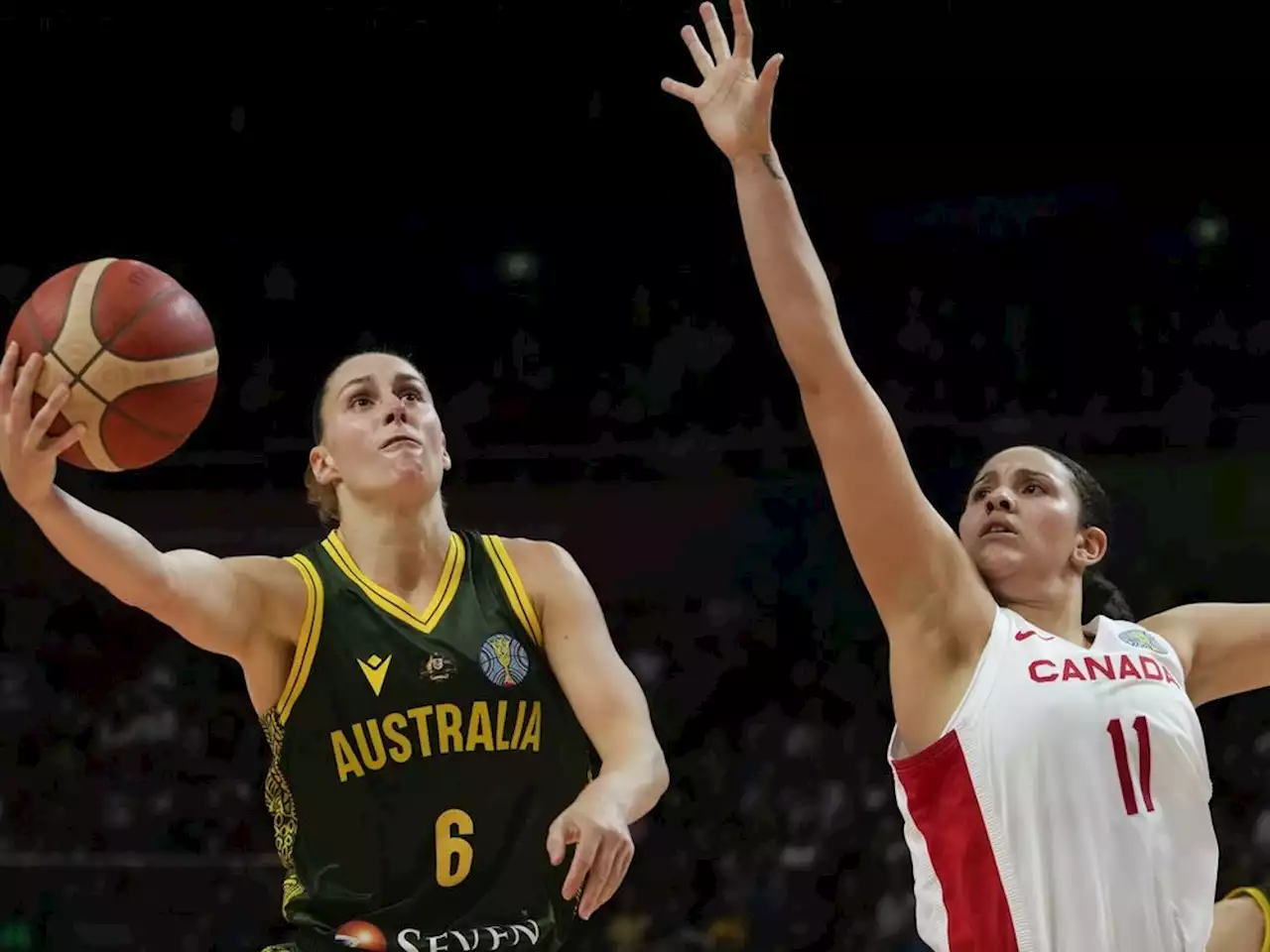 Australia hands Canada its first loss at FIBA World Cup