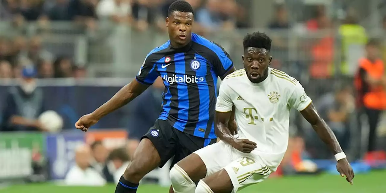 Denzel Dumfries Tersanjung Jadi Rebutan Manchester United dan Chelsea - Bola.net