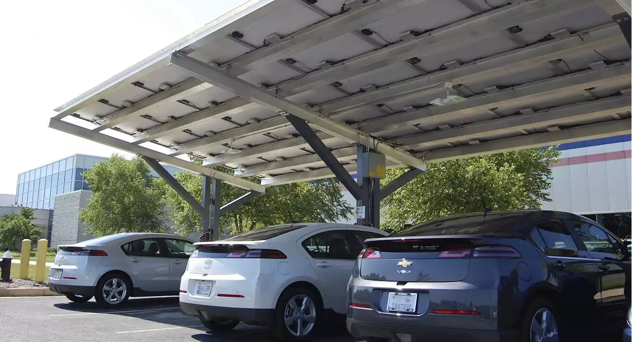 Californians Should Charge EVs During The Day Not During 'Off-Peak Hours', Study Finds | Carscoops