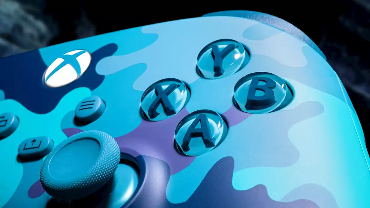 Leaked Xbox Controller Officially Revealed