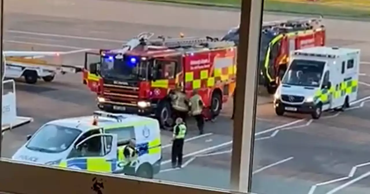 Edinburgh Airport passengers evacuated amid kitchen fire at restaurant