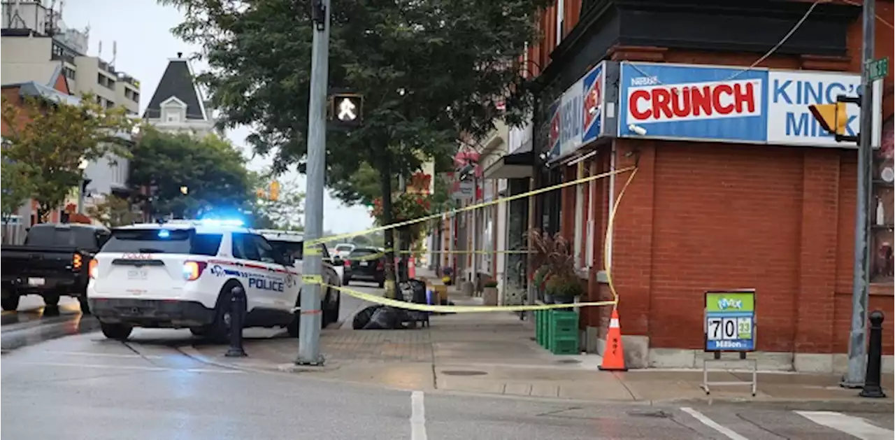 Customer holds suspect for police during Bowmanville convenience store robbery