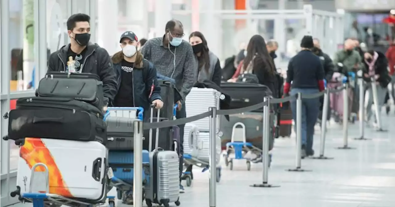 Canada dropping travel mask mandates draws ire: ‘Now is not the time’ - National | Globalnews.ca