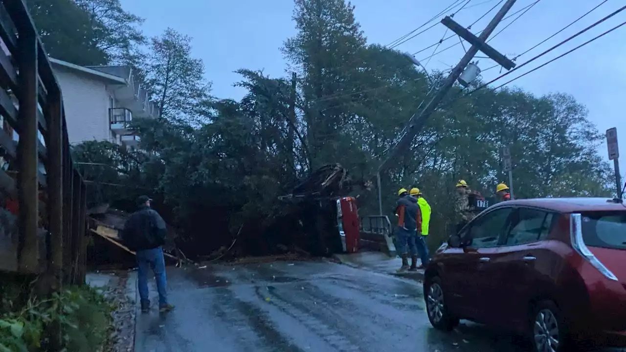 Landslide damages at least one home, knocks out power for much of Juneau