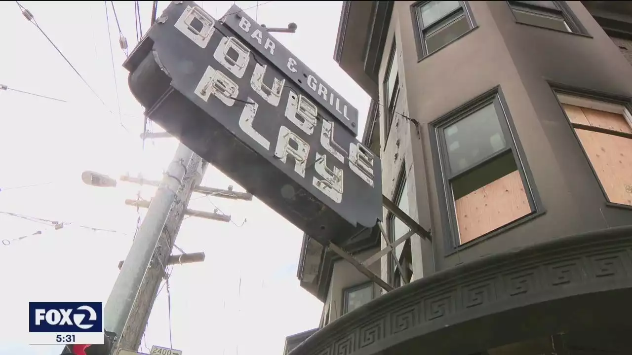 History and memorabilia burn over the weekend at storied San Francisco sports bar