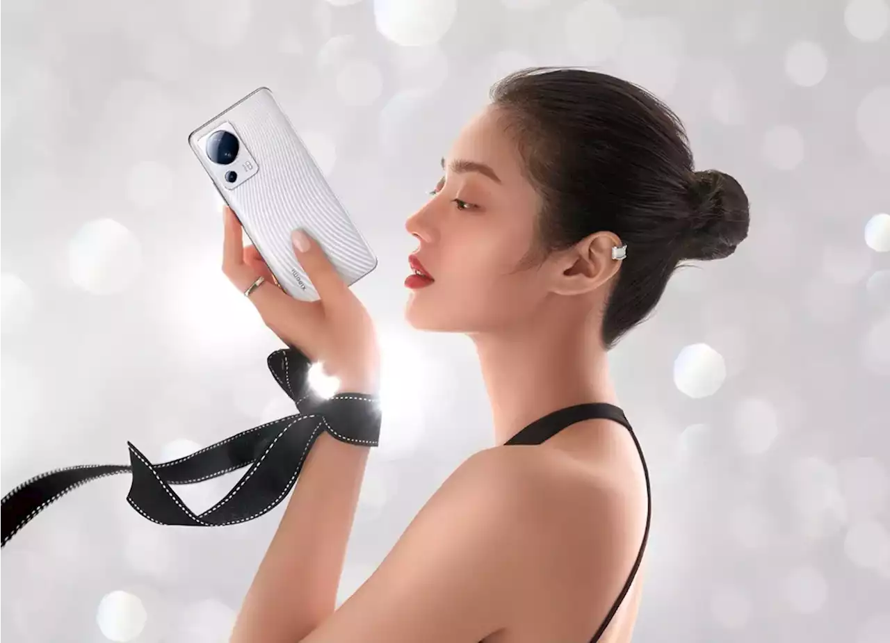 Xiaomi Civi 2 Launches In China; Features Dual 32MP Selfie Cameras In Pill-Shaped Cutout