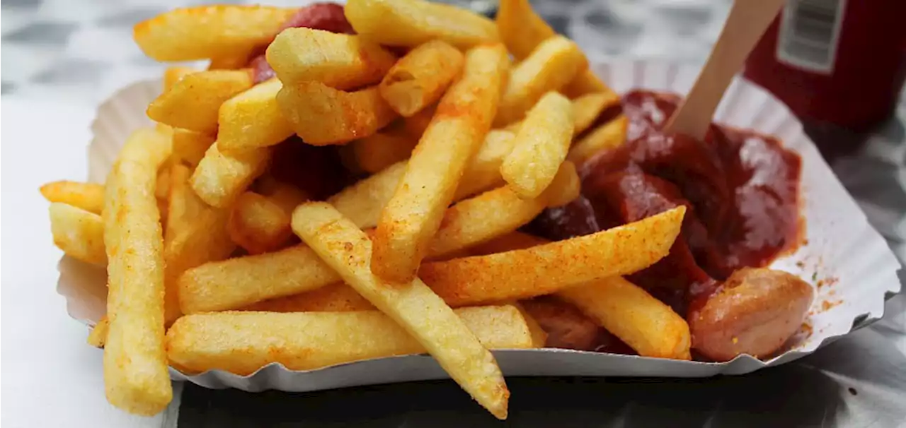 High Intake of Ultra-Processed Food Linked to COVID-19 Risk