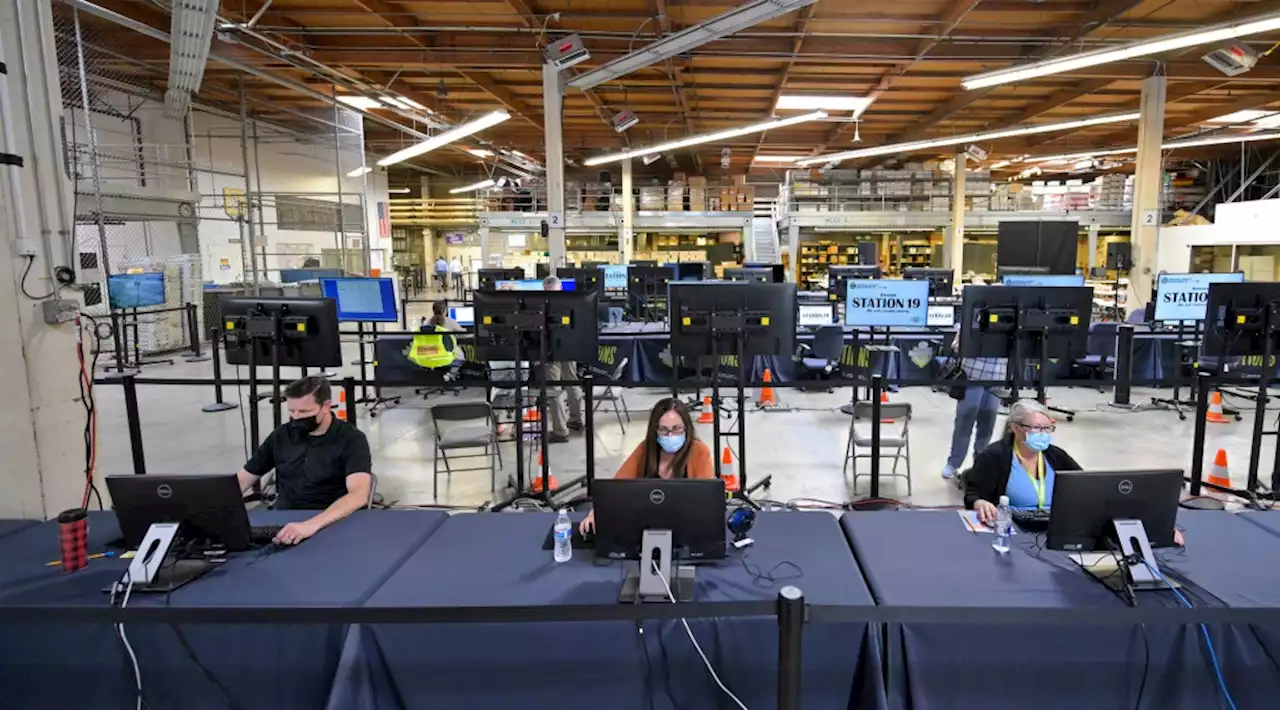 California Senators Padilla, Feinstein advocate for federal protections for elections workers