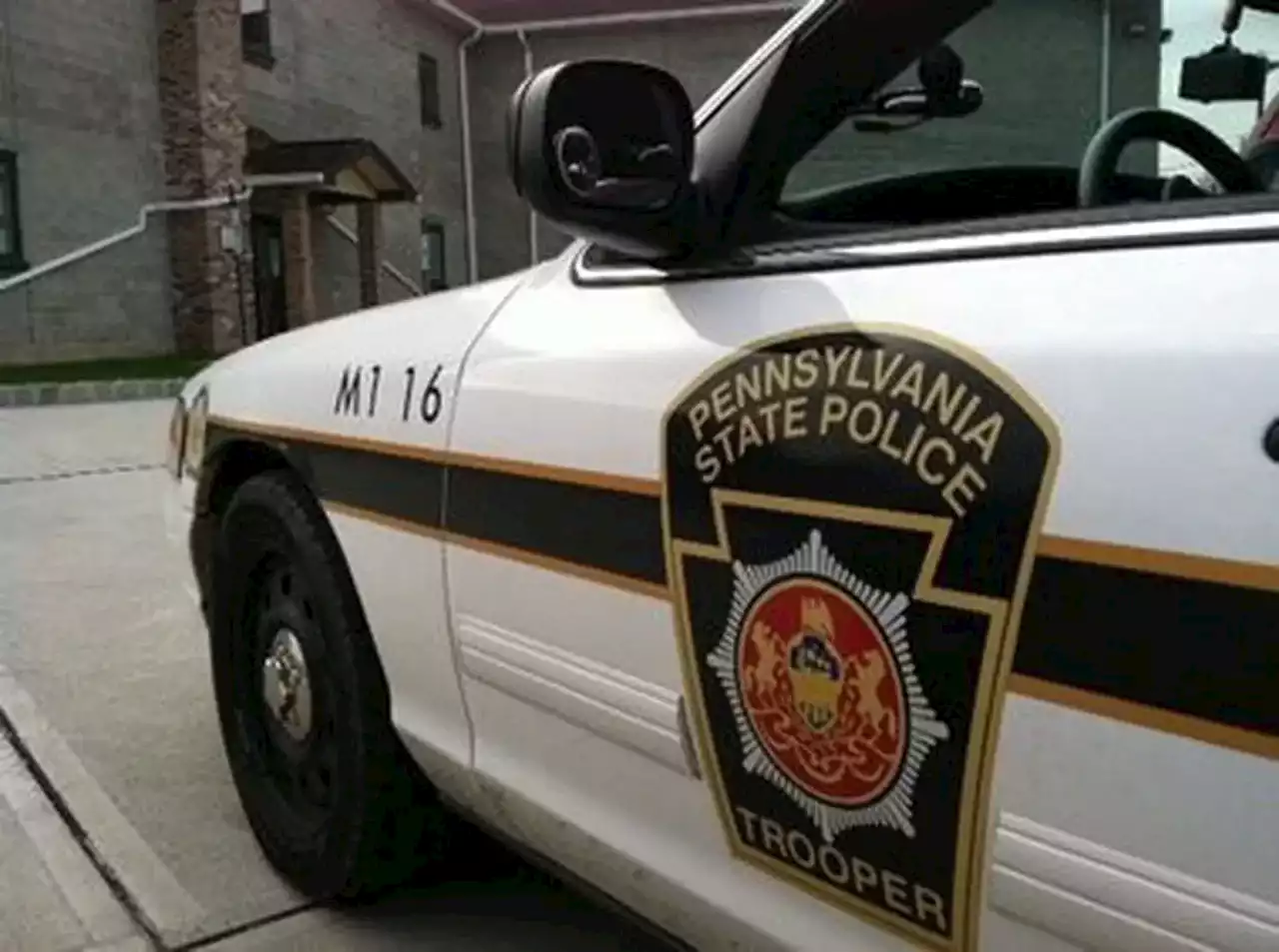 Pa. man arrested after pretending to be a state police trooper: report