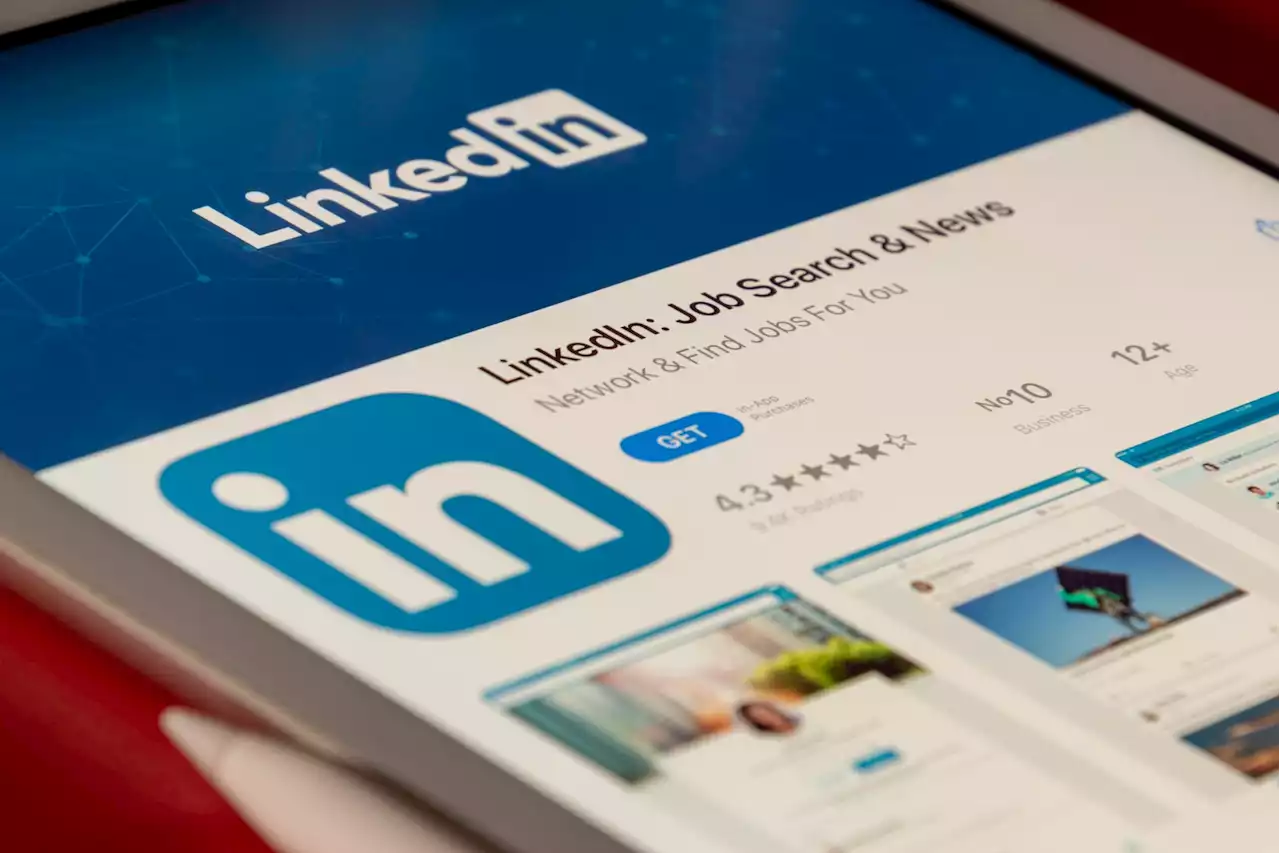 LinkedIn’s recent social research reveals what helps get people jobs