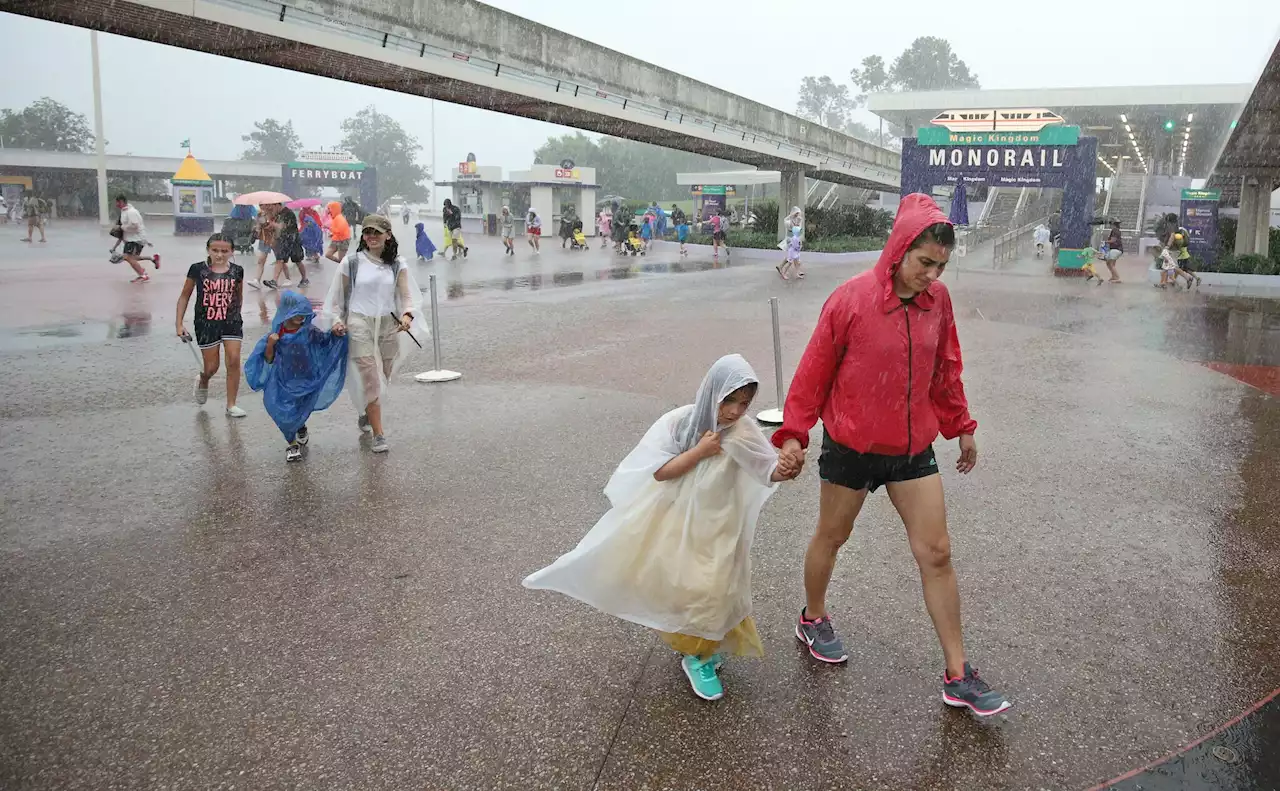 Some Disney World hotels closing as Hurricane Ian approaches