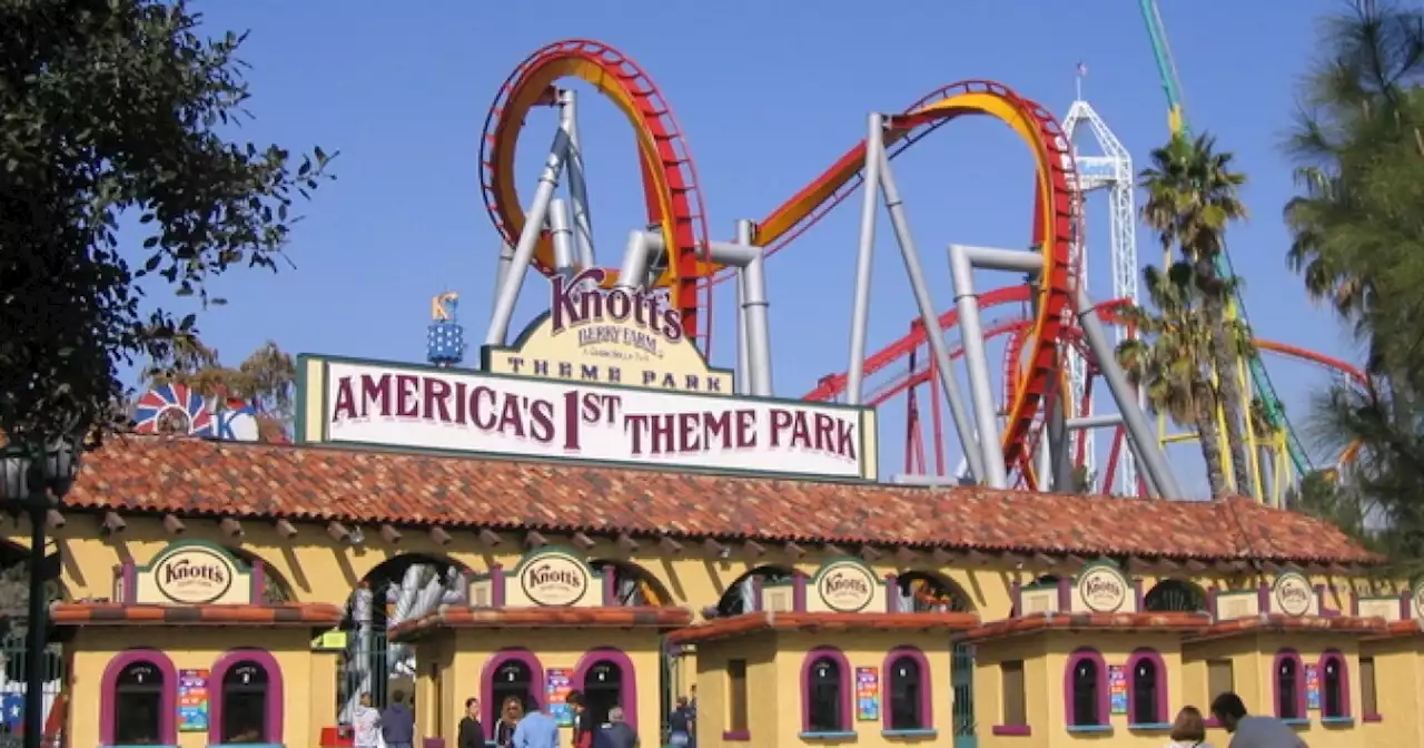 Knott's Berry Farm allows some chaperones free entry for Halloween event