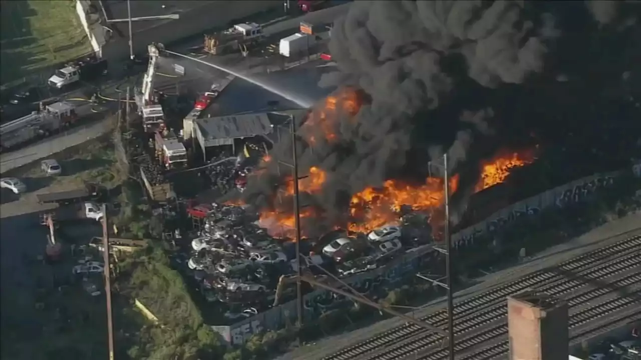 Massive junkyard fire sends black plume of smoke into Philadelphia sky