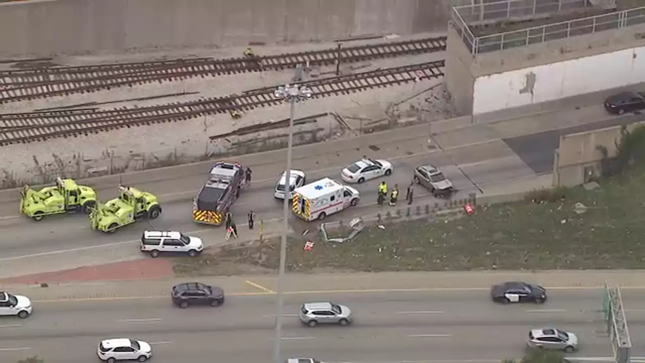 2 hospitalized after 4-vehicle crash on ramp from Dan Ryan to Bishop Ford, ISP says