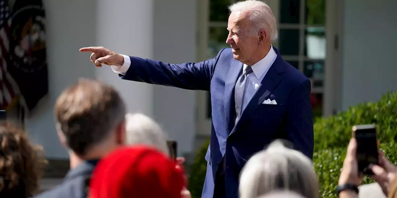 Biden keeps US target for refugee admissions at 125,000