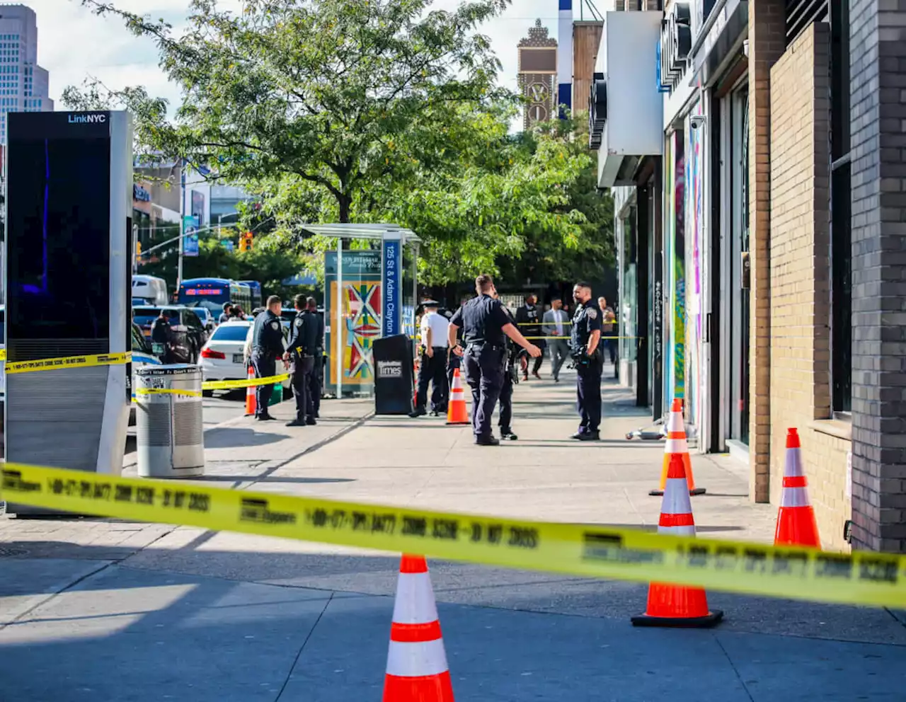 Two shot in Harlem after apparent dispute: cops | amNewYork