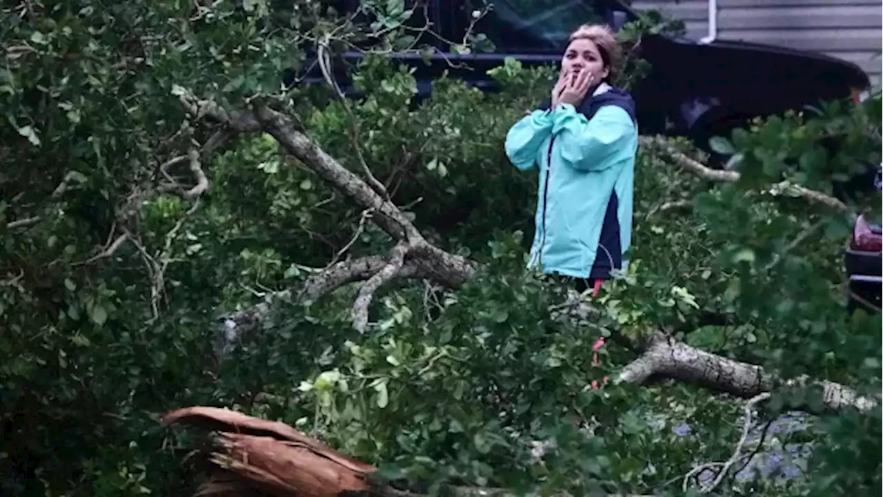 Hurricane Ian is bringing winds of 250 km/h to Florida today, along with a devastating storm surge | CBC News