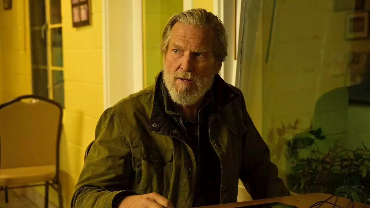 The Old Man: La nostra intervista al grande Jeff Bridges per l'adrenalinica serie ora su Disney+