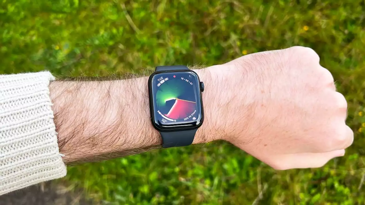 Apple Watch SE (2022) review: All Apple for part of the price