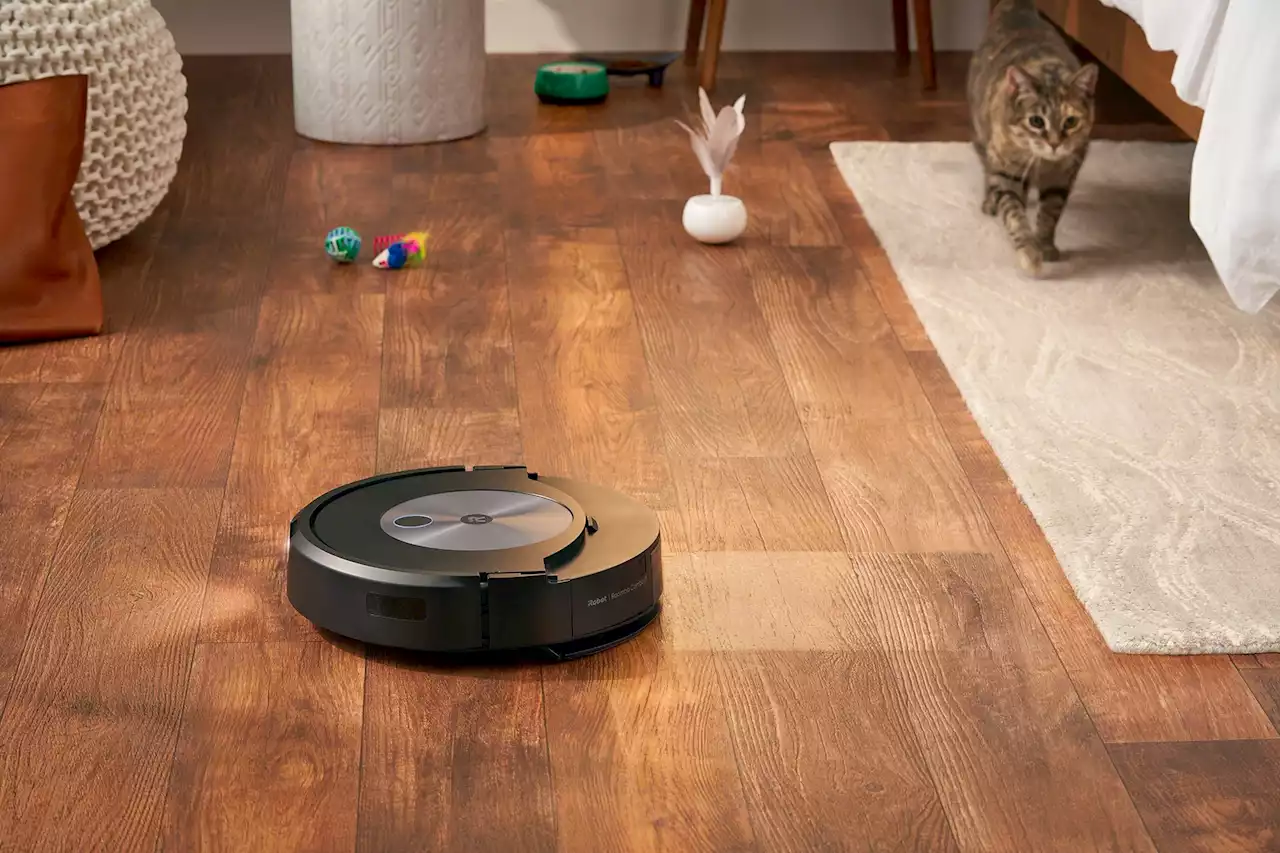 The j7+ is iRobot's first two-in-one vacuum and mop combo | Digital Trends