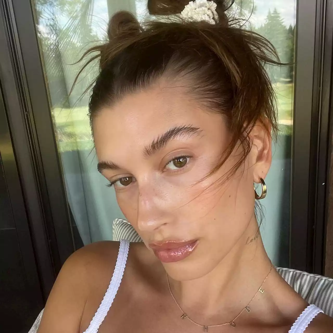 Hailey Bieber Says She’s Had Thoughts of “Not Wanting to Be Here Anymore” After Receiving Hate - E! Online