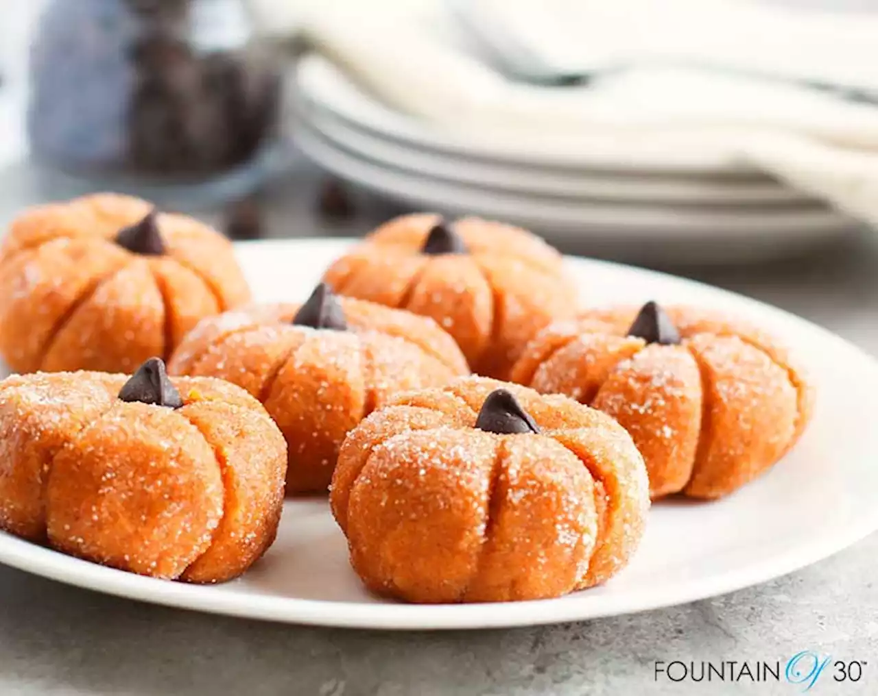 Decorative Pumpkin Cheesecake Truffles are So Adorable and Gluten-Free