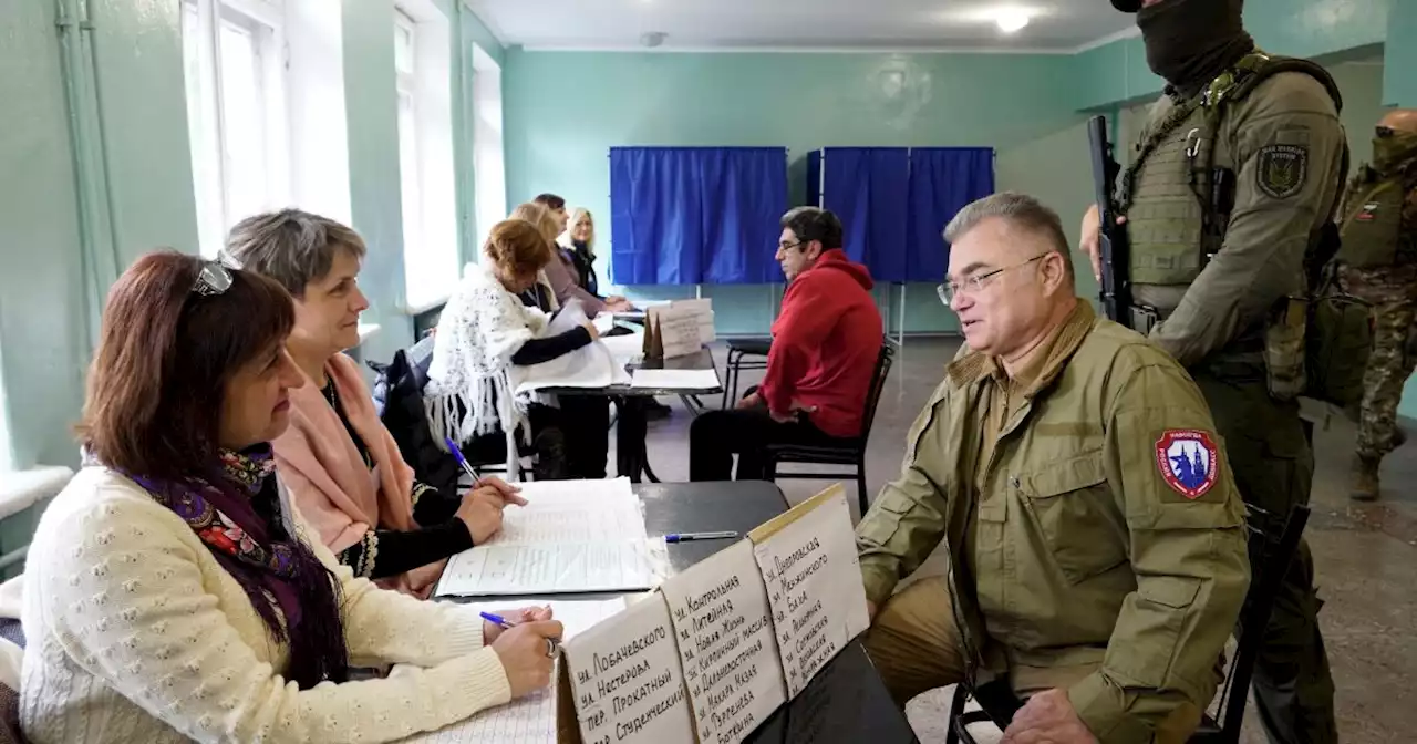 Occupied regions of Ukraine vote to join Russia in staged referendums