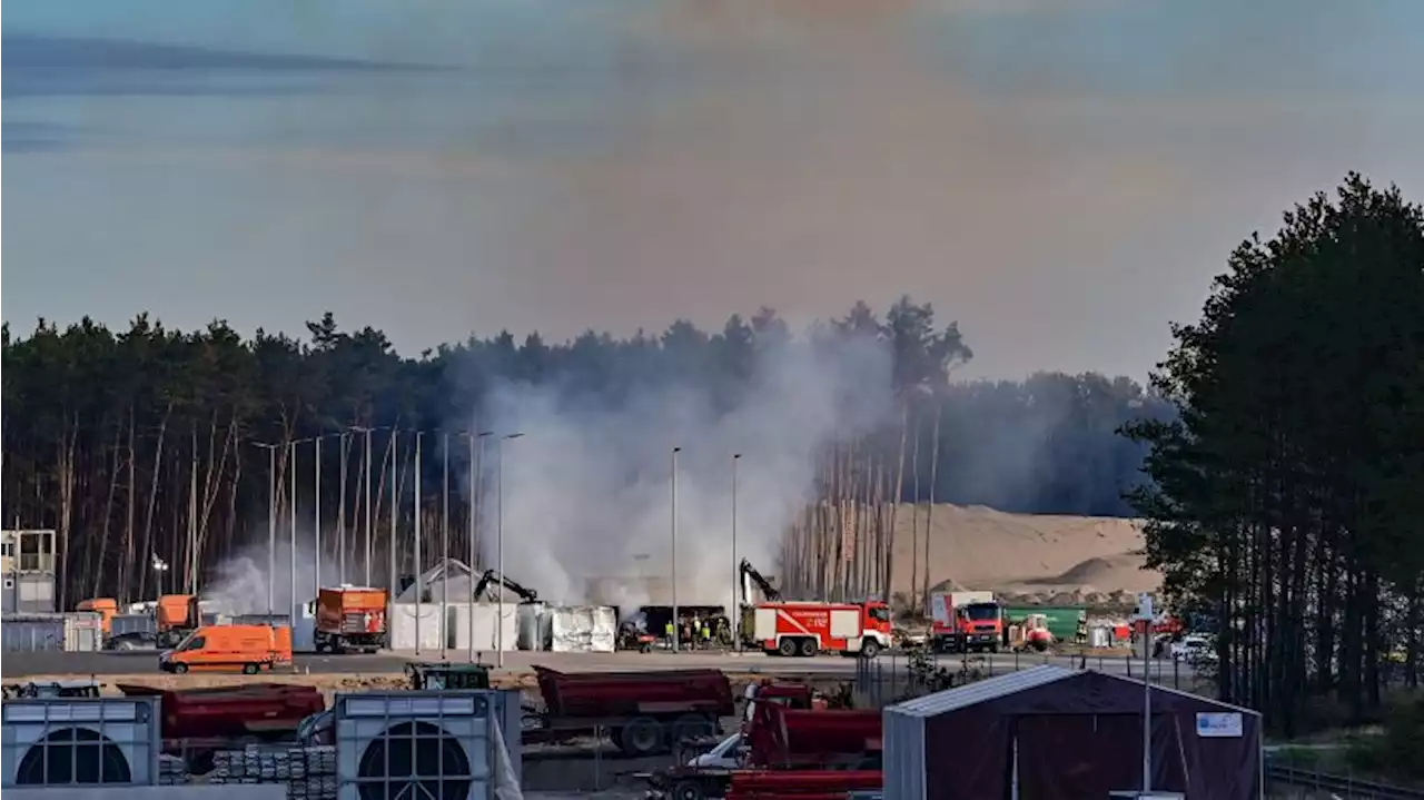 Tesla muss Abfall-Lagerung stilllegen