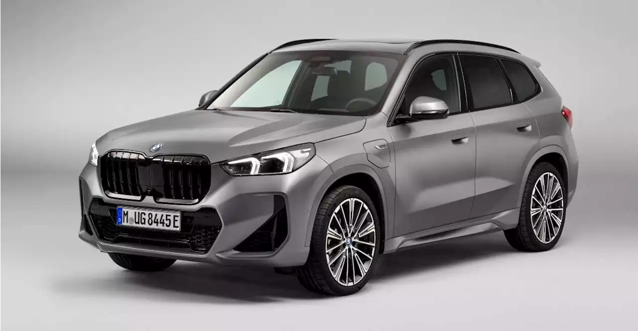 BMW X1 2022 - SUV U11 dapat varian sDrive20i, xDrive20d; perincian PHEV xDrive25e dan xDrive30e - paultan.org