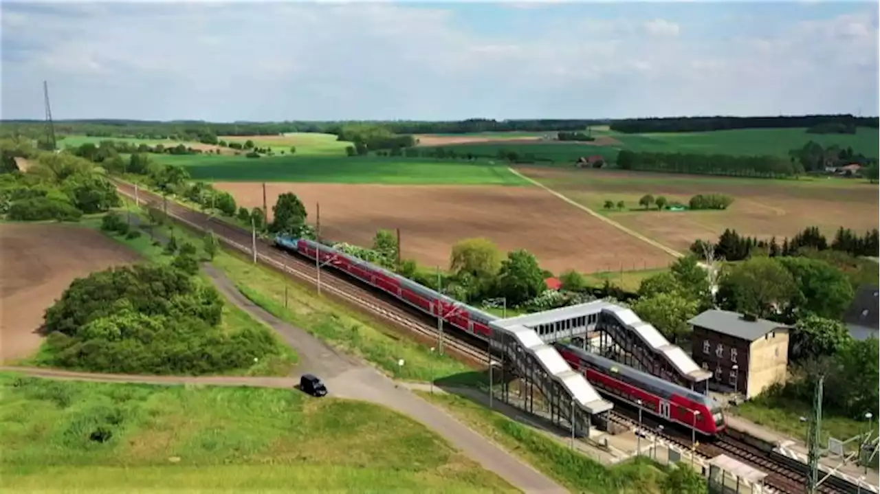 Bahn beginnt mit Verlängerung der Bahnsteige entlang der RE1-Strecke