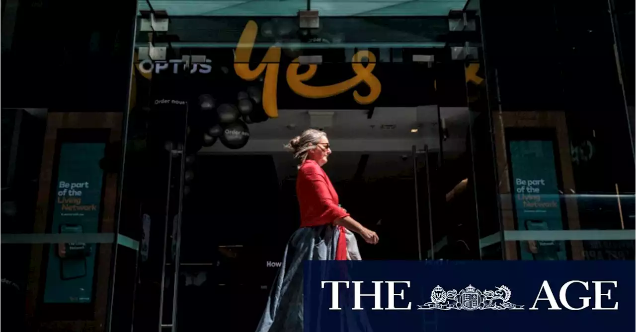 Flat-footed response aggravates anxiety of Optus attack