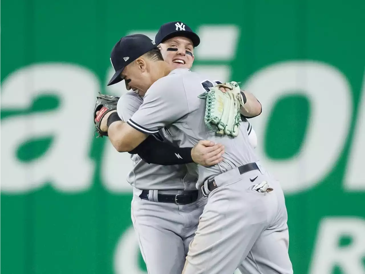 Yankees' Harrison Bader pounds back beers to celebrate AL East title win in Toronto