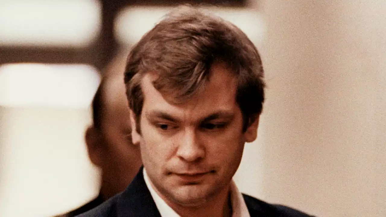 Jeffrey Dahmer Prosecutor Denies Racial & Homophobic Bias From Cops