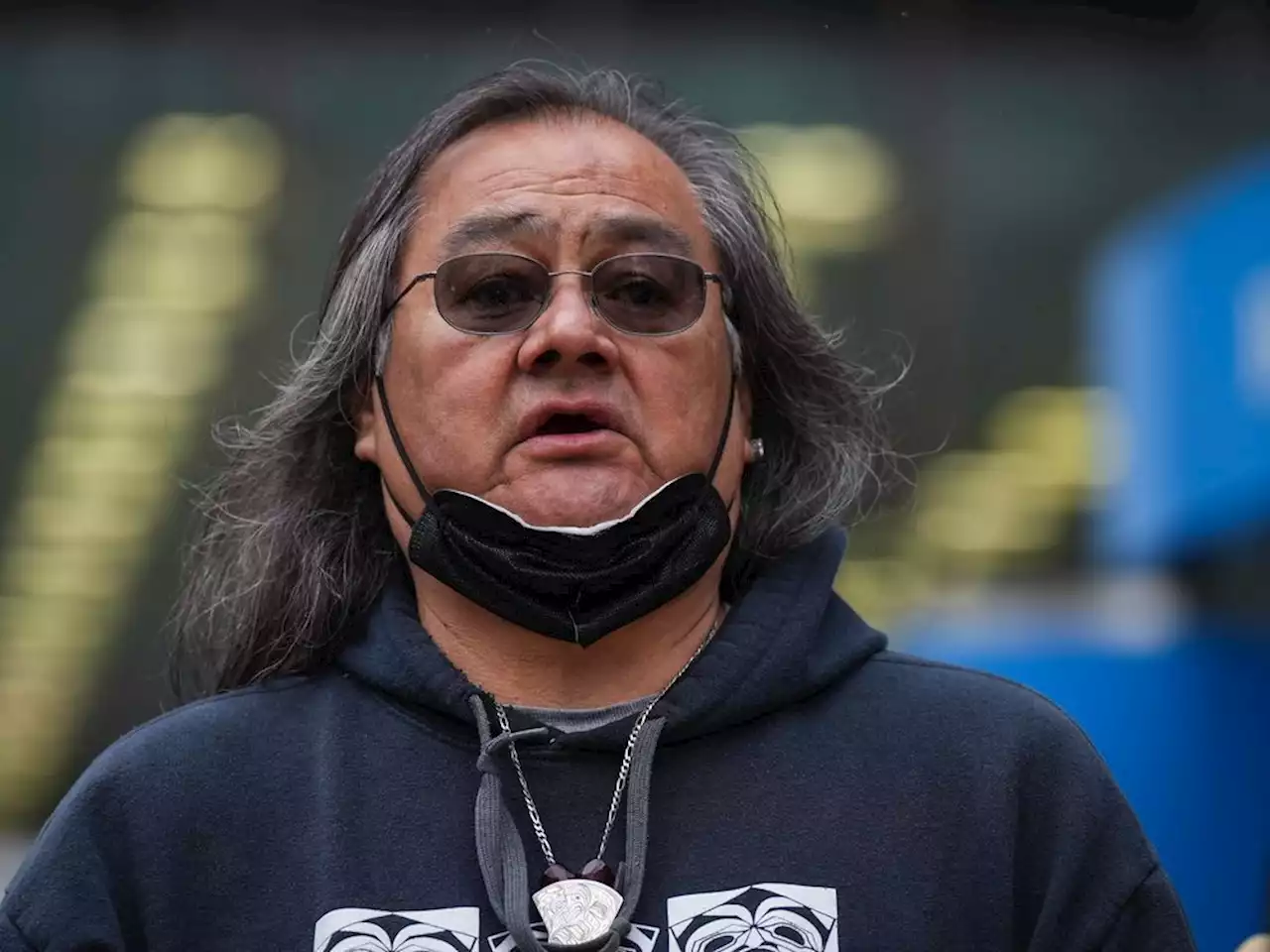 Vancouver Police Board settles over handcuffing of Indigenous man, granddaughter