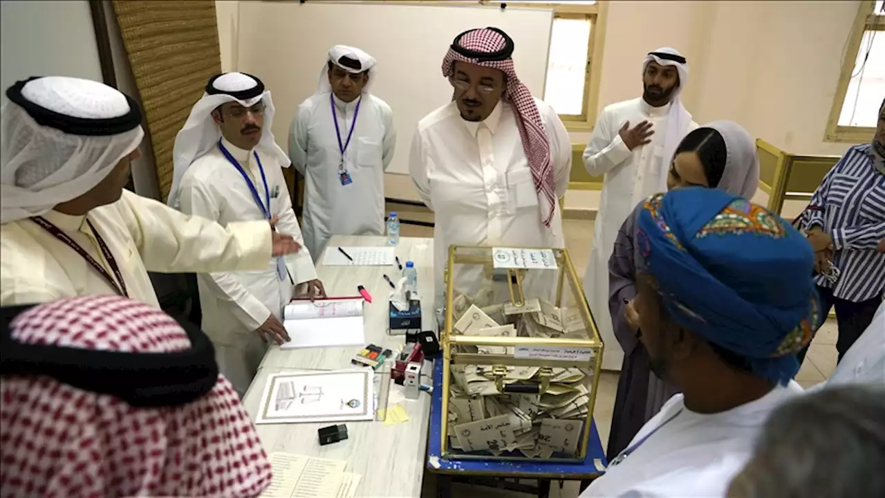 بدء عملية فرز الأصوات في انتخابات مجلس الأمة الكويتي