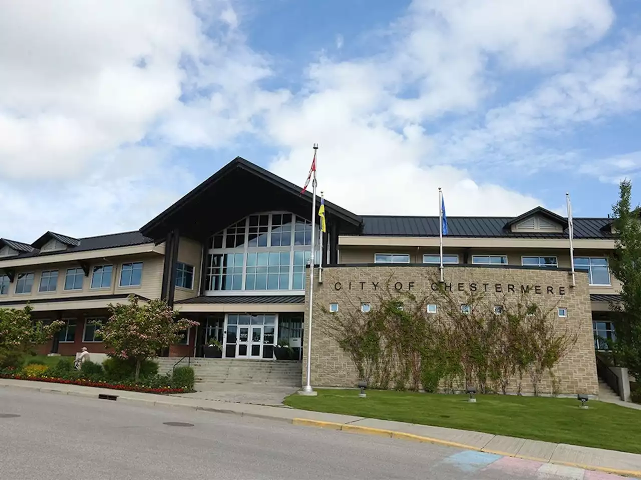 Province installs administrator in Chestermere due to council's escalating 'dysfunction': minister