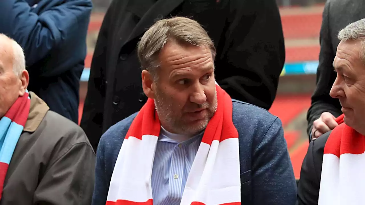 Merson: Man Utd must 'defend unbelievably' to get result at City; expects Antony to be dropped