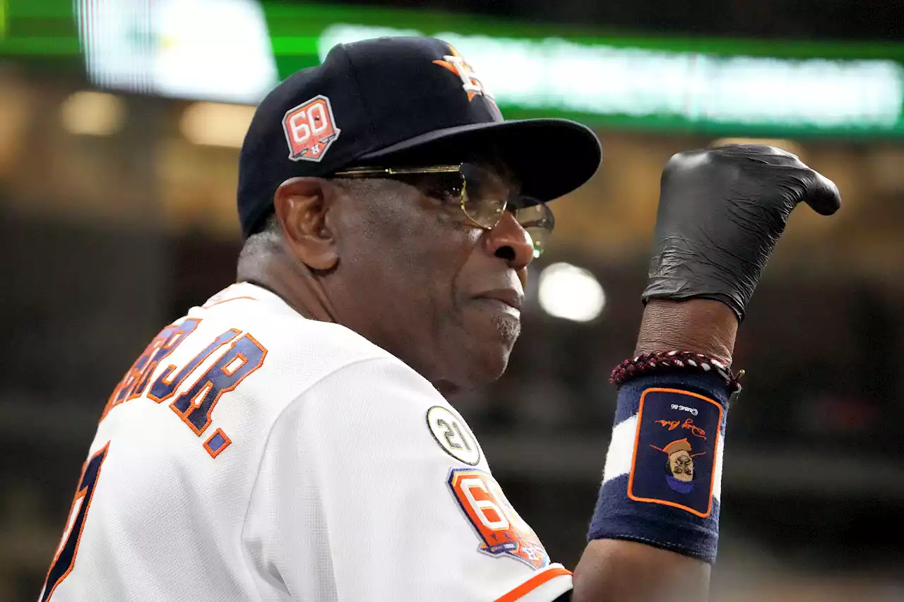 Astros' Dusty Baker to play starters through end of regular reason