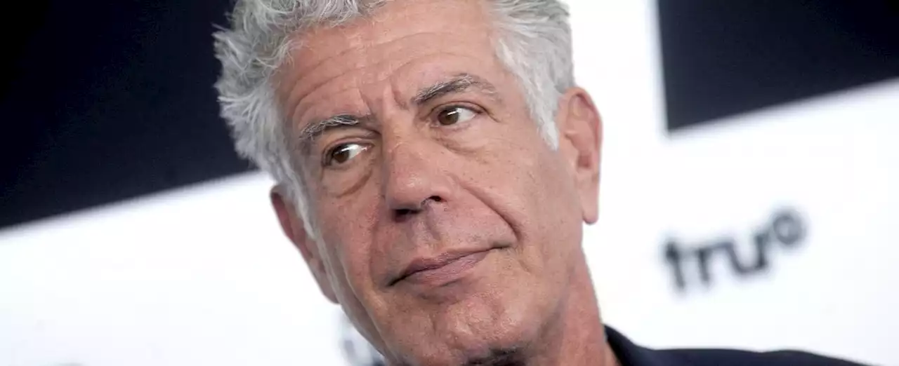 La gelosia, gli sms e il litigio con Asia Argento: la biografia non autorizzata di Anthony Bourdain