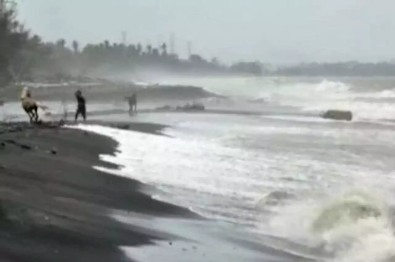 BMKG Minta Wisatawan Pantai DIJ Waspadai Dampak Siklon Noru